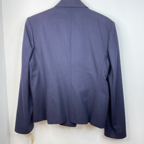 NWT- Larry Levine 100% Wool Blazer & Pleated Skirt– Size 14 ✨ - Picture 3 of 14